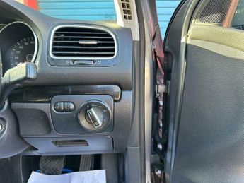 Volkswagen Golf 1.6 TDI Match DSG Euro 5 5dr