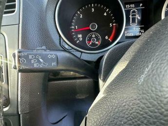 Volkswagen Golf 1.6 TDI Match DSG Euro 5 5dr