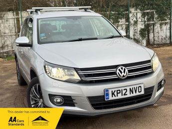 Volkswagen Tiguan 2.0 TDI BlueMotion Tech SE SUV 5dr Diesel Manual 4WD Euro 5 (s/s