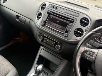 Volkswagen Tiguan 2.0 TDI BlueMotion Tech SE DSG 4WD 5dr 138BHP