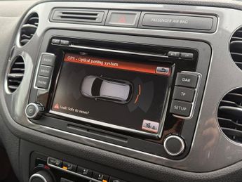 Volkswagen Tiguan 2.0 TDI BlueMotion Tech SE DSG 4WD 5dr 138BHP