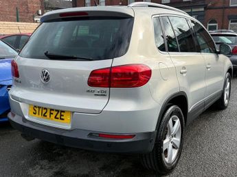 Volkswagen Tiguan 2.0 TDI BlueMotion Tech SE DSG 4WD 5dr 138BHP