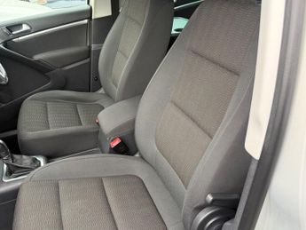 Volkswagen Tiguan 2.0 TDI BlueMotion Tech SE DSG 4WD 5dr 138BHP