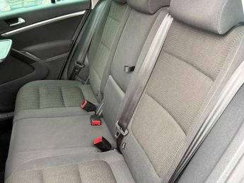 Volkswagen Tiguan 2.0 TDI BlueMotion Tech SE DSG 4WD 5dr 138BHP