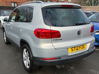 Volkswagen Tiguan 2.0 TDI BlueMotion Tech SE DSG 4WD 5dr 138BHP