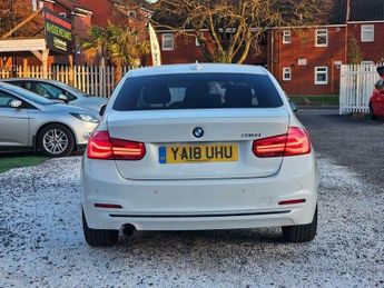 BMW 3 SERIES 1.5 318i Sport Auto Euro 6 (s/s) 4dr