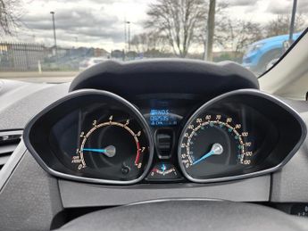 Ford Fiesta 1.6 Zetec Powershift Euro 5 5dr