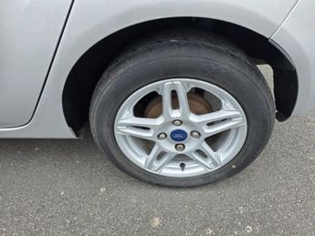 Ford Fiesta 1.6 Zetec Powershift Euro 5 5dr