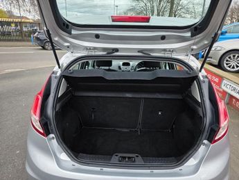 Ford Fiesta 1.6 Zetec Powershift Euro 5 5dr