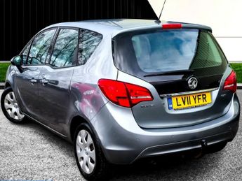 Vauxhall Meriva Meriva Exclusiv Automatic MPV 1.7 CDTi Exclusiv 5dr Diesel 12MOT