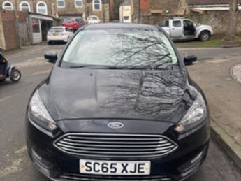 Ford Focus ZETEC 1.0 PETROL BLACK MANUAL £20 ROAD TAX BLUETOOTH DAB MP3/USB