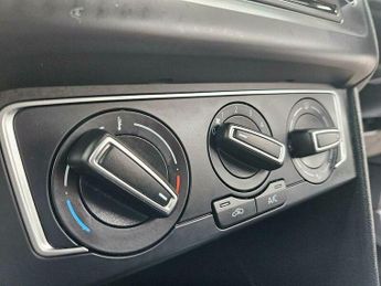 Volkswagen Polo 1.2 TSI BlueMotion Tech SE DSG Euro 6 (s/s) 3dr