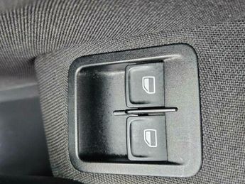 Volkswagen Polo 1.2 TSI BlueMotion Tech SE DSG Euro 6 (s/s) 3dr