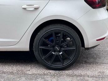 SEAT Leon 1.6 TDI CR SE Euro 5 (s/s) 5dr