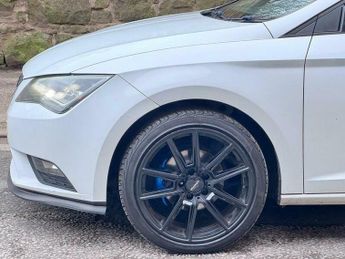 SEAT Leon 1.6 TDI CR SE Euro 5 (s/s) 5dr