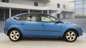 Ford Focus 1.6 Zetec Climate 5dr
