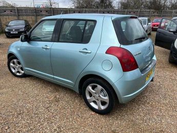 Suzuki Swift 1.5 GLX 5dr