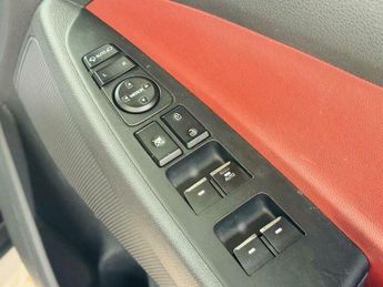 Hyundai Tucson 2.0 CRDi Premium SE Auto 4WD Euro 6 5dr