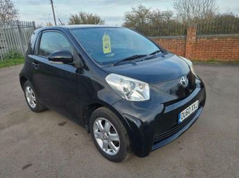 Toyota iQ 1.0 VVT-i Hatchback 3dr Petrol Multidrive Euro 4 (68 bhp)