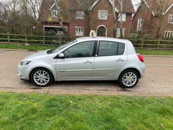 Renault Clio 1.2 TCe Dynamique TomTom Euro 5 5dr