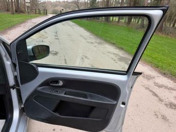 Volkswagen Up 1.0 Move up! ASG Euro 5 5dr