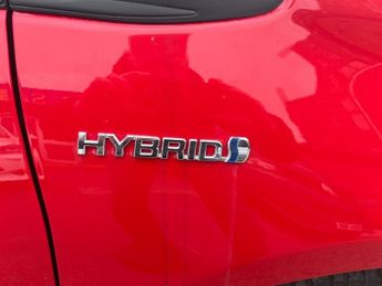 Toyota Yaris 1.5 VVT-h Icon Hatchback 5dr Petrol Hybrid E-CVT Euro 6 (101 ps)