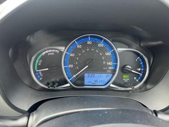 Toyota Yaris 1.5 VVT-h Icon Hatchback 5dr Petrol Hybrid E-CVT Euro 6 (101 ps)