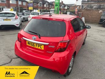 Toyota Yaris 1.5 VVT-h Icon Hatchback 5dr Petrol Hybrid E-CVT Euro 6 (101 ps)