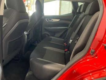 Nissan Qashqai 1.3 DIG-T N-Connecta DCT Auto Euro 6 (s/s) 5dr