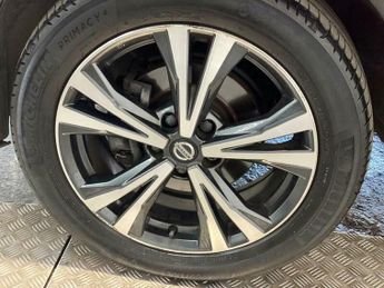 Nissan Qashqai 1.3 DIG-T N-Connecta DCT Auto Euro 6 (s/s) 5dr