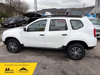 Dacia Duster ACCESS 1.6 Petrol ULEZ Compliant 41987 Miles