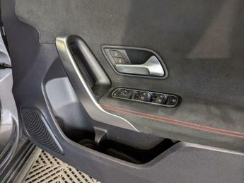 Mercedes-Benz A Class 1.5 A180d AMG Line 7G-DCT Euro 6 (s/s) 5dr