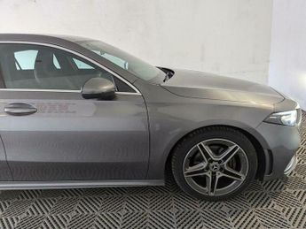 Mercedes-Benz A Class 1.5 A180d AMG Line 7G-DCT Euro 6 (s/s) 5dr