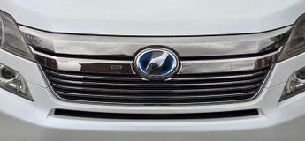 Toyota Vellfire 2.4L HYBRID AUTO 7 SEATS 5 DR