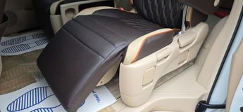 Toyota Vellfire 2.4L HYBRID AUTO 7 SEATS 5 DR