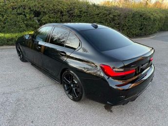 BMW 3 SERIES 2.0 320d M Sport Auto xDrive Euro 6 (s/s) 4dr