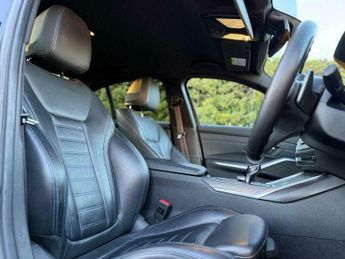 BMW 3 SERIES 2.0 320d M Sport Auto xDrive Euro 6 (s/s) 4dr