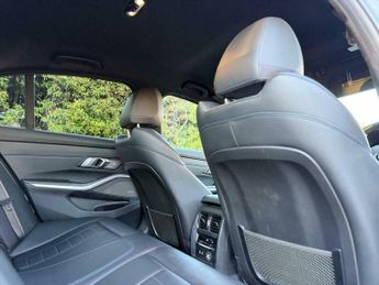 BMW 3 SERIES 2.0 320d M Sport Auto xDrive Euro 6 (s/s) 4dr