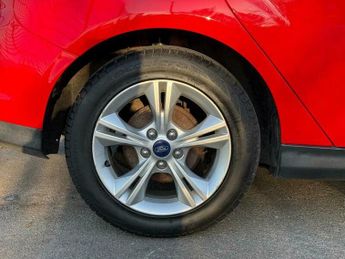 Ford Focus 1.6 Zetec Powershift Euro 5 5dr