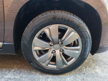 Peugeot 2008 1.6 e-HDi Allure SUV 5dr Diesel EGC Euro 5 (s/s) (92 ps)