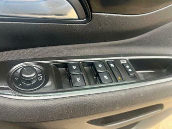 Vauxhall Mokka 1.4i Turbo Active SUV 5dr Petrol Auto Euro 6 (140 ps)