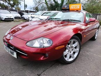 Jaguar XK8 4.0 Petrol Automatic 2dr UK Model
