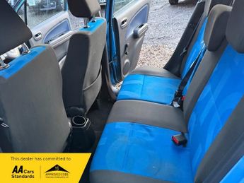 Vauxhall Agila 1.2 16V Club MPV 5dr Petrol Auto Euro 4 (AC) (85 ps)