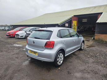 Volkswagen Polo SE DSG