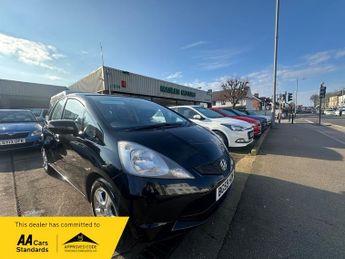 Honda Jazz I-VTEC ES I-SHIFT