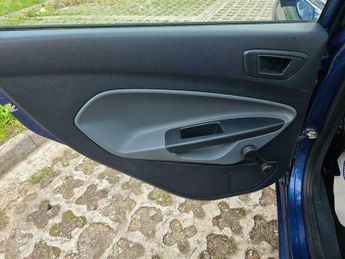 Ford Fiesta 1.4 Zetec 5dr