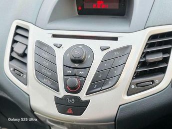 Ford Fiesta 1.4 Zetec 5dr