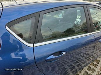 Ford Fiesta 1.4 Zetec 5dr