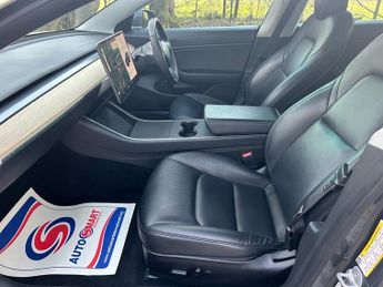 Tesla Model 3 STANDARD RANGE PLUS