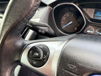 Ford Focus 1.6 Zetec Powershift Euro 5 5dr